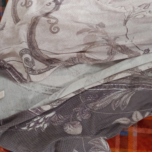 Chicos size 2 mid length jacket - Picture 3 of 4